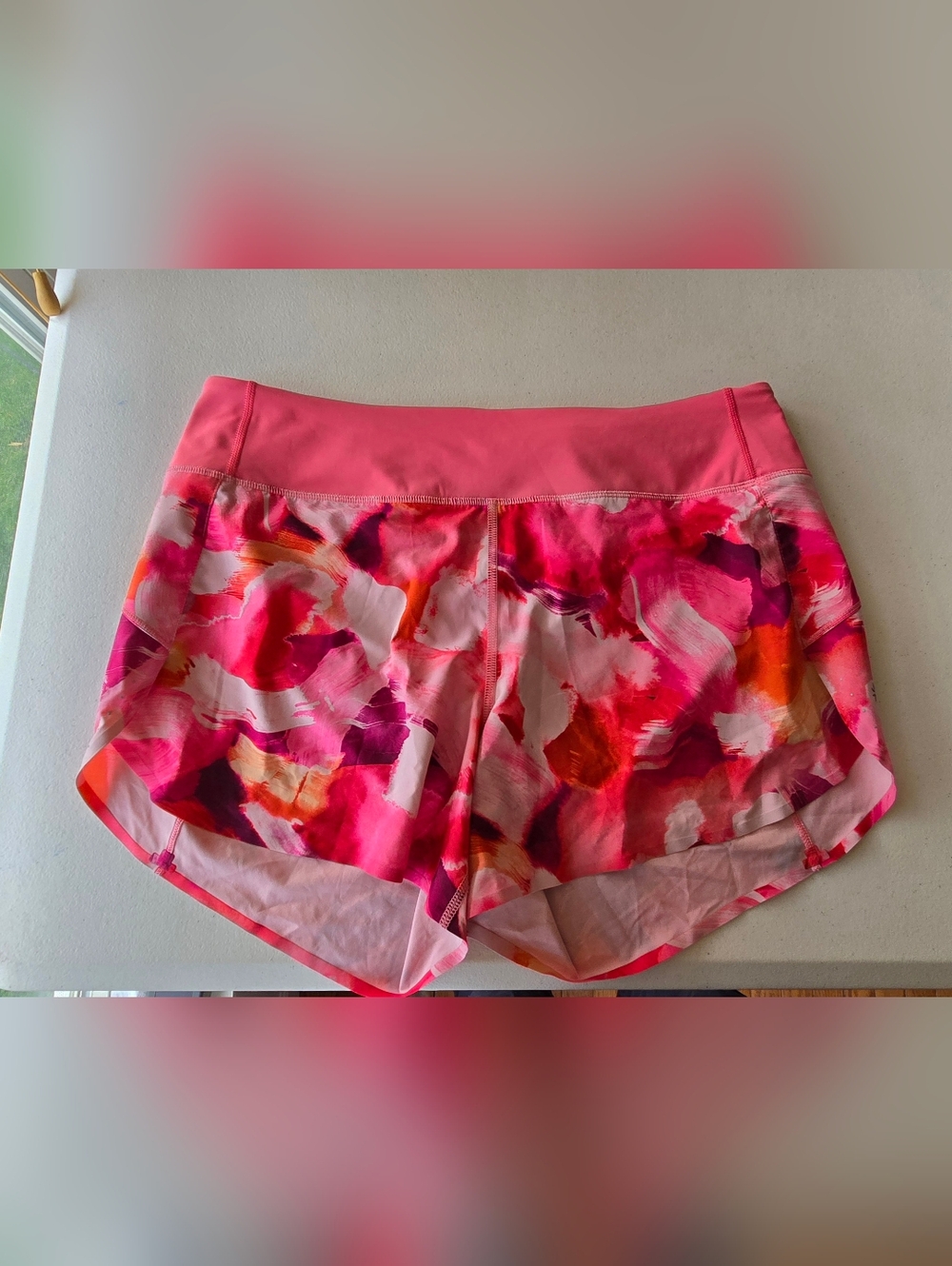 Athleta Printed Run With It pink Print Lined Large